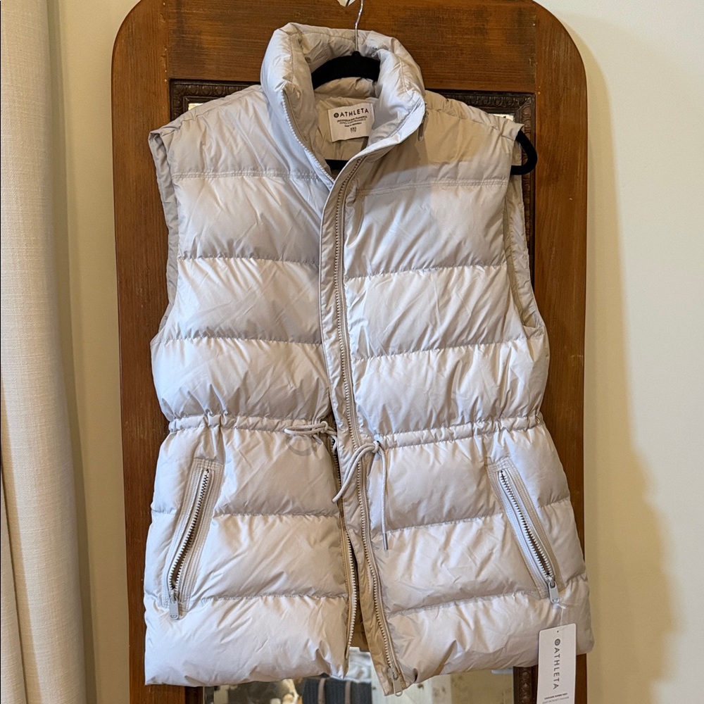 Athleta Silver Puffer Vest